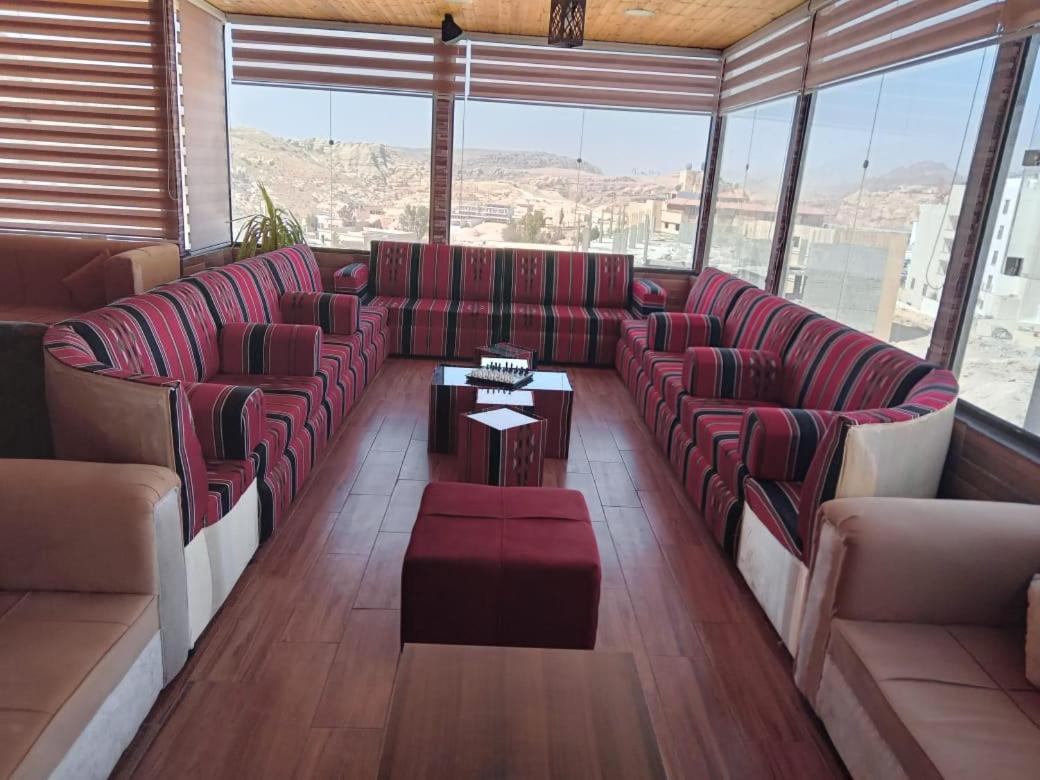 Petra Cabin Inn Hostel&Resturant Wadi Musa Exterior photo